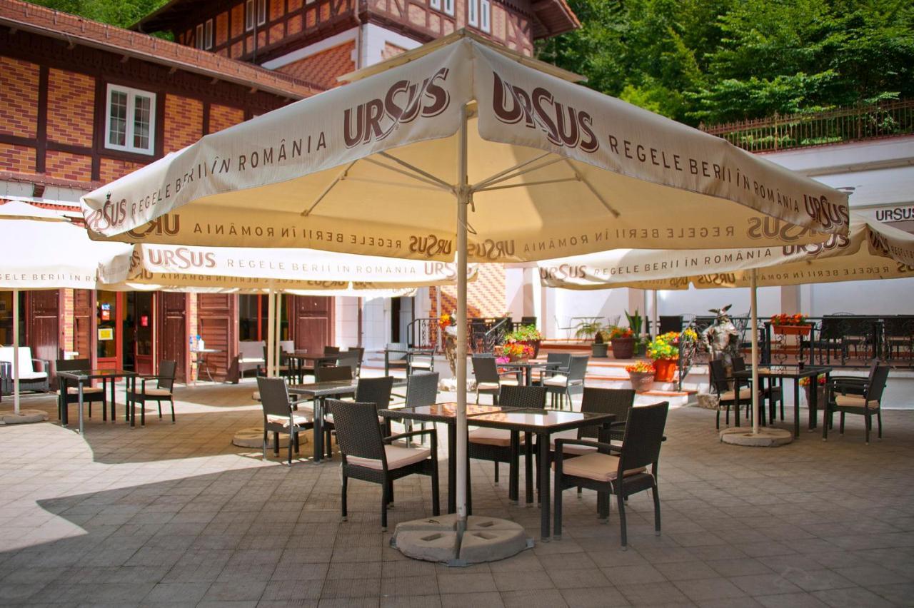 Hotel Bastion Sinaia Luaran gambar