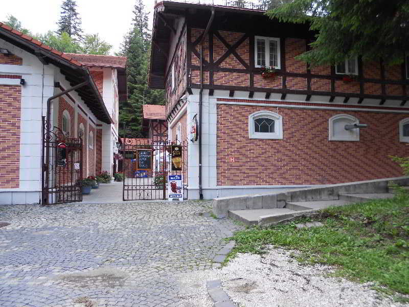 Hotel Bastion Sinaia Luaran gambar