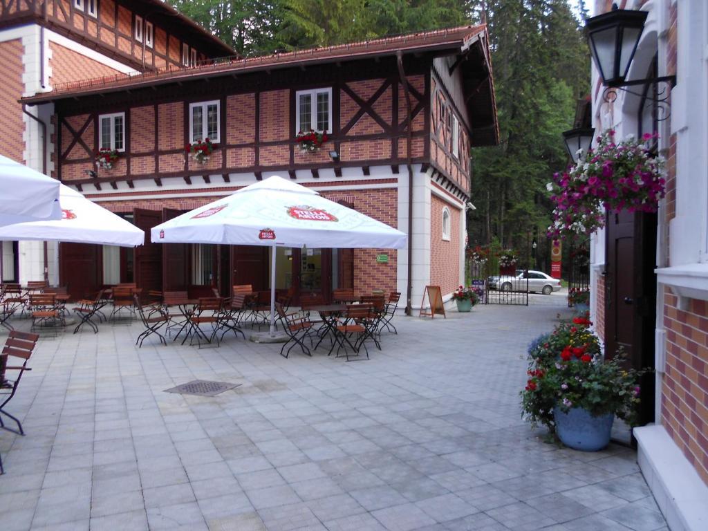 Hotel Bastion Sinaia Luaran gambar